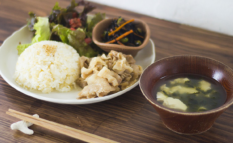 県産豚生姜焼き